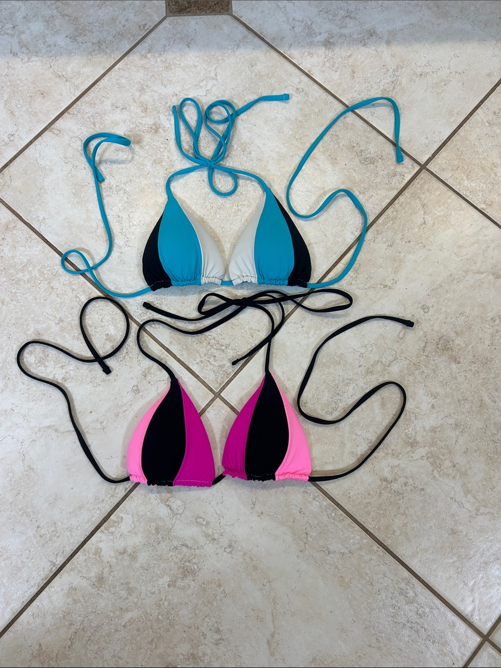 One One Swim Size M Triangle Tops